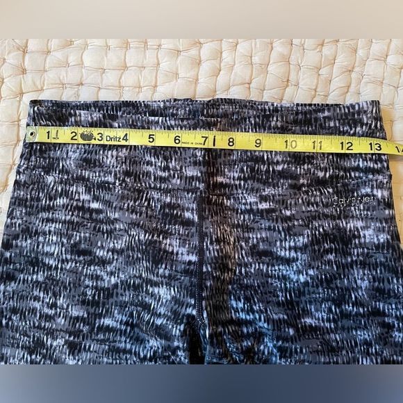 Calvin Klein Performance Quick Dry Pants - Picture 10 of 10